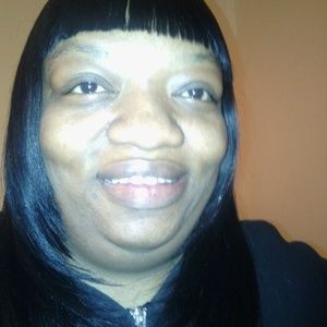 Meet your Posher, Constance